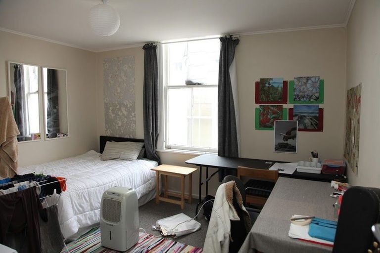 Photo of property in 14 Bidwill Street, Mount Cook, Wellington, 6021