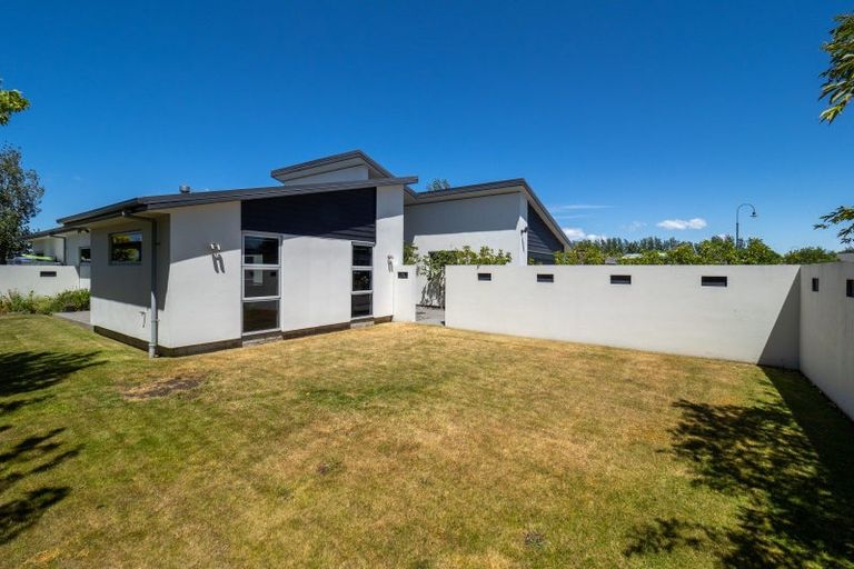 Photo of property in 24 Ludlow Drive, Huntingdon, Ashburton, 7774