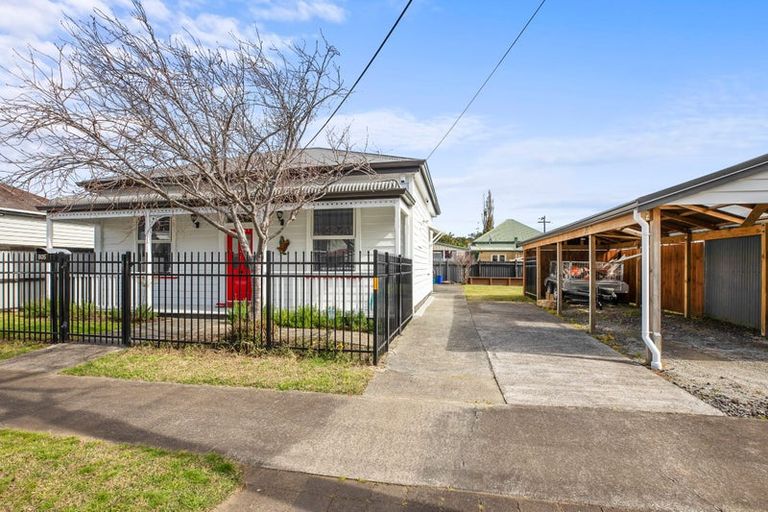 Photo of property in 805 Queen Sh25 Street, Thames, 3500