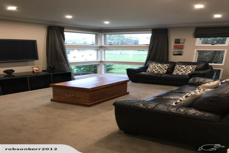Photo of property in 50 Intrepid Crescent, Beachlands, Auckland, 2018