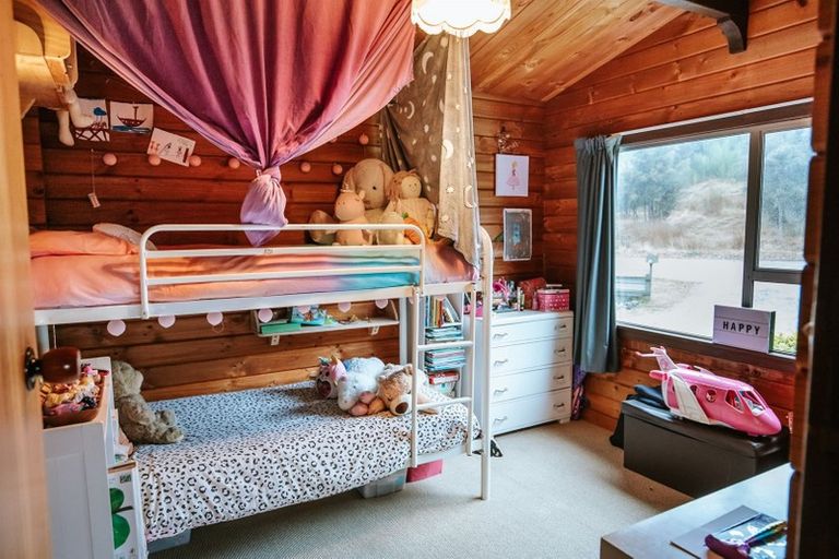 Photo of property in 134 Lagoon Avenue, Albert Town, Wanaka, 9305