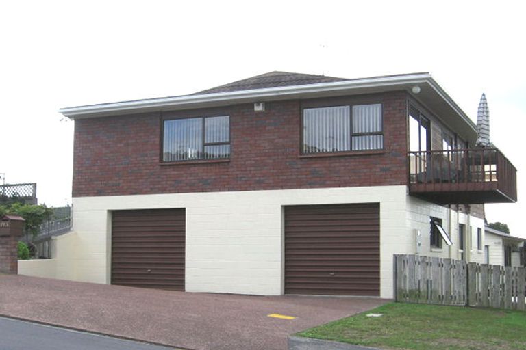 Photo of property in 20 Petrel Place, Massey, Auckland, 0614