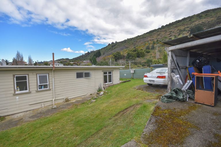 Photo of property in 29 Kauri Street, Ravensbourne, Dunedin, 9022