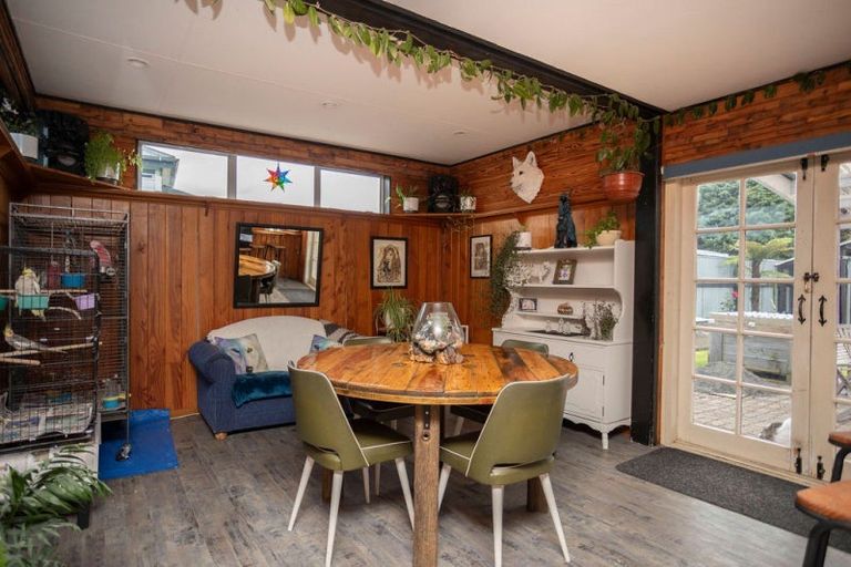 Photo of property in 18 Princess Street, Dannevirke, 4930