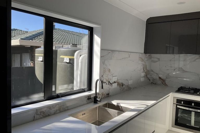 Photo of property in 5/24 Watson Place, Papatoetoe, Auckland, 2025