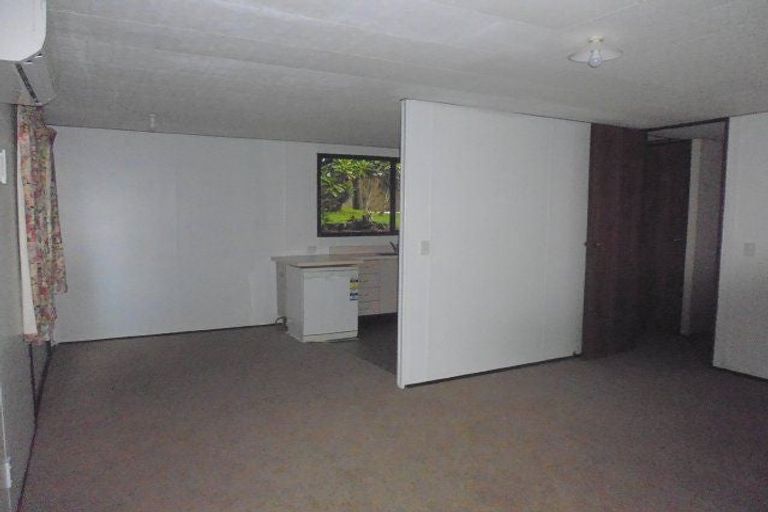 Photo of property in 11a Hillcrest Road, Raumati South, Paraparaumu, 5032