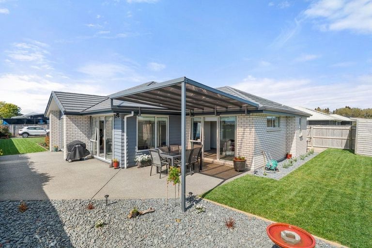 Photo of property in 12 Kotare Drive, Coastlands, Whakatane, 3120
