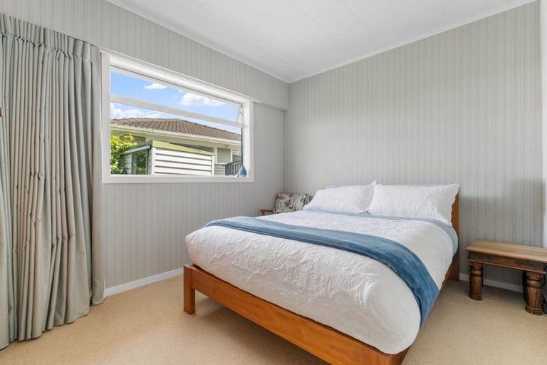 Photo of property in 64b Muir Avenue, Mangere Bridge, Auckland, 2022