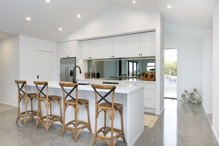 Photo of property in 110 Stockman Road, Tikorangi, Waitara, 4383