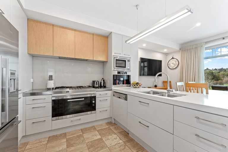 Photo of property in 19 Little Compton Mews, Snells Beach, 0920