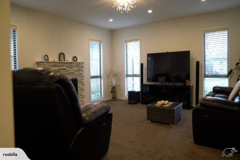 Photo of property in 12 Waitaki Way, Poraiti, Napier, 4112