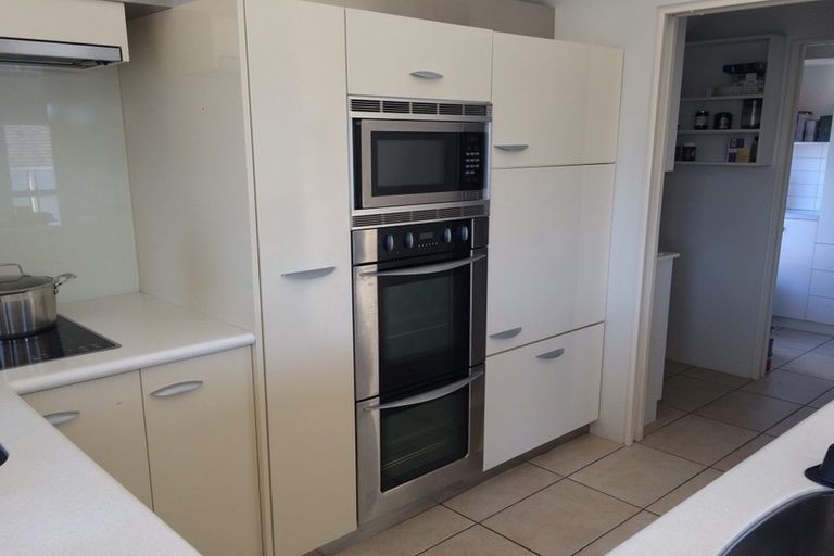 Photo of property in 33e Cranmer Square, Christchurch Central, Christchurch, 8013