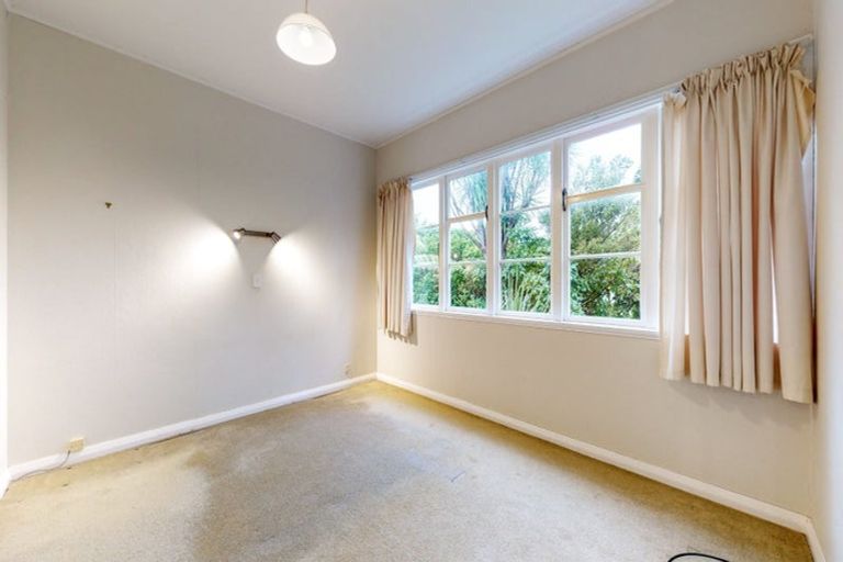 Photo of property in 30 Karamu Street, Ngaio, Wellington, 6035