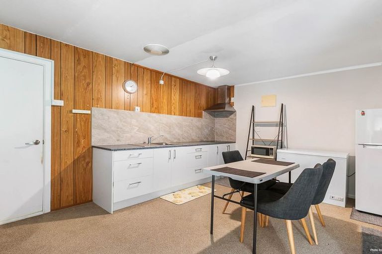 Photo of property in 84 Langana Avenue, Browns Bay, Auckland, 0630