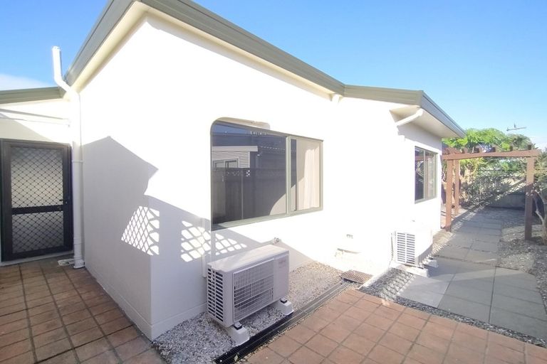 Photo of property in 3/53 Anzac Road, Browns Bay, Auckland, 0630