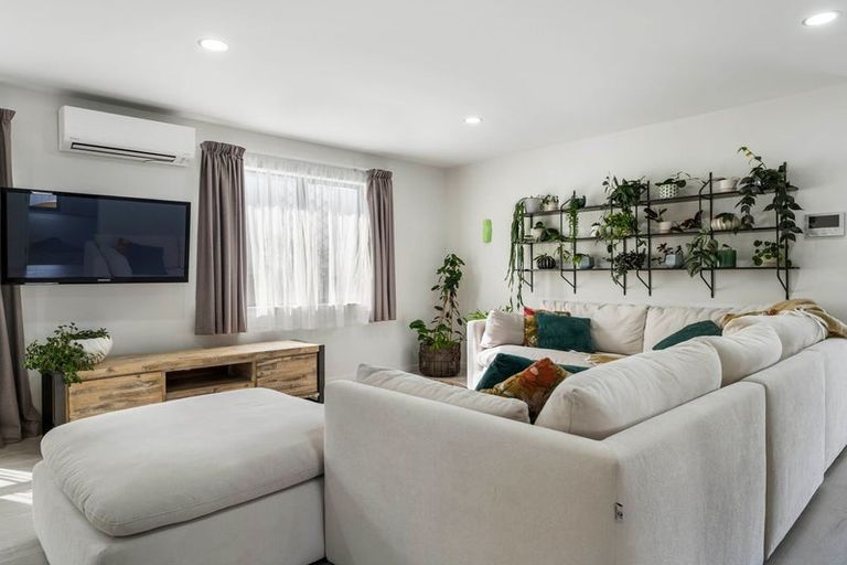 Photo of property in 111 Hillpark Drive, Pokeno, 2402