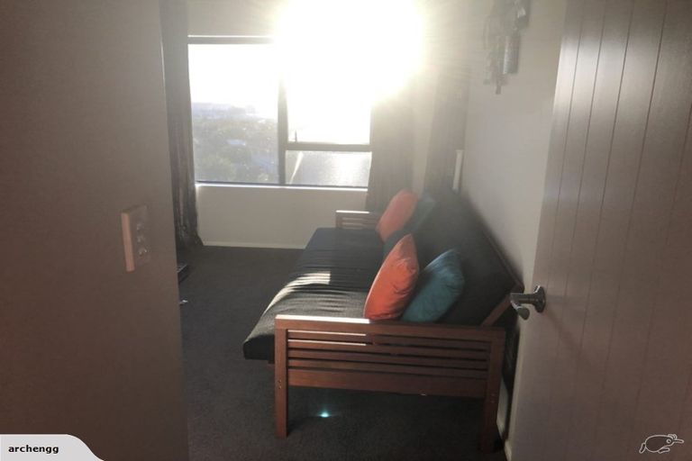 Photo of property in 131 Redoubt Road, Goodwood Heights, Auckland, 2105