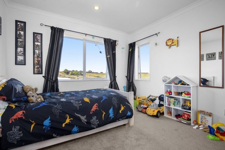 Photo of property in 11 Hua Place, Tuakau, 2121