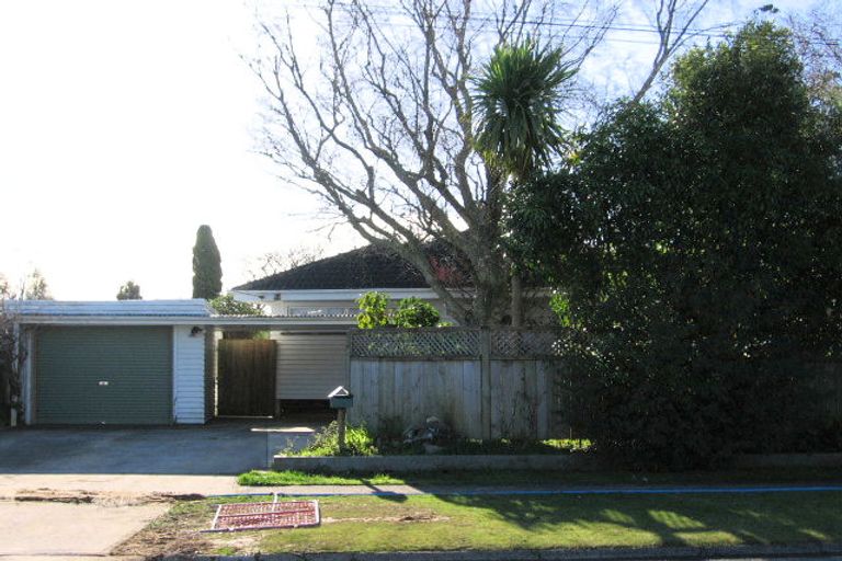 Photo of property in 4 Warwick Avenue, St Andrews, Hamilton, 3200