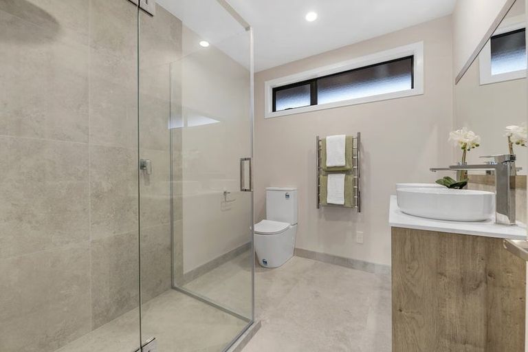 Photo of property in 22 Tui Brae, Beachlands, Auckland, 2018