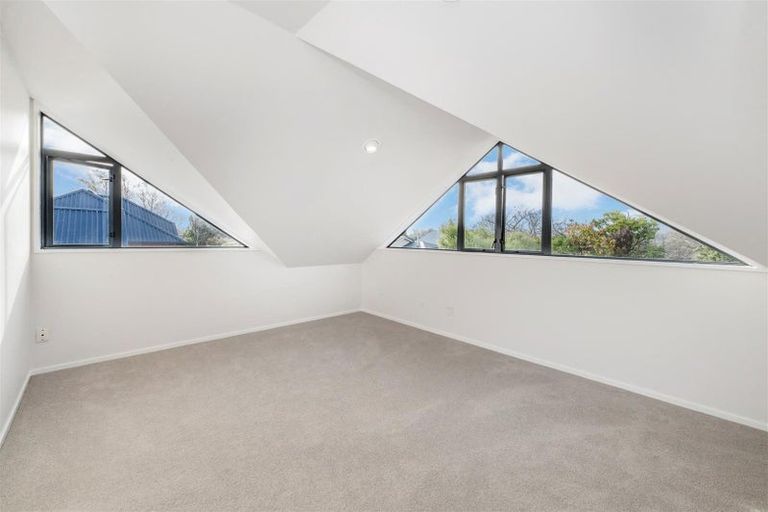 Photo of property in 1/24 Blighs Road, Strowan, Christchurch, 8052