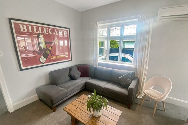 Photo of property in 47 Ngaio Street, Saint Martins, Christchurch, 8022