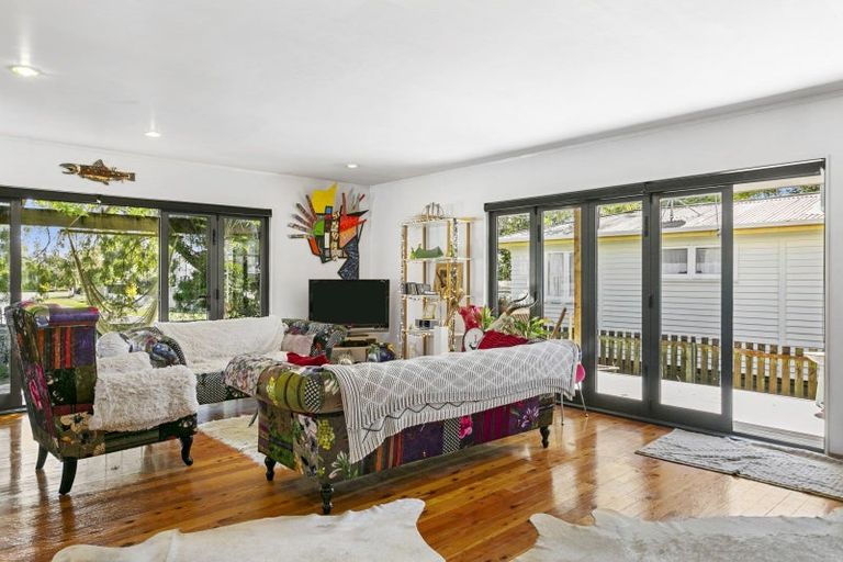 Photo of property in 193 Te Rangitautahanga Road, Turangi, 3334