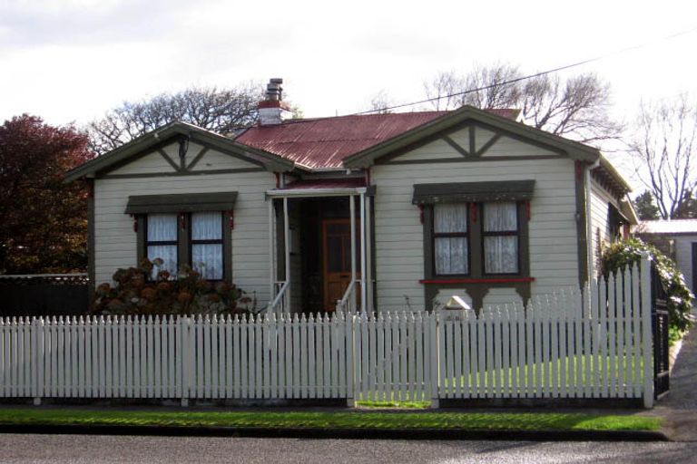 Photo of property in 59 Revans Street, Featherston, 5710