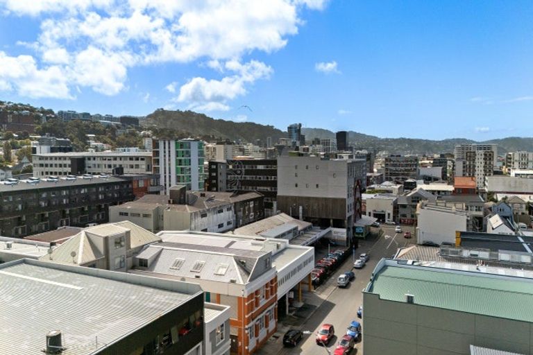 Photo of property in Hopper Street Apartments, 4/20 Hopper Street, Mount Cook, Wellington, 6011