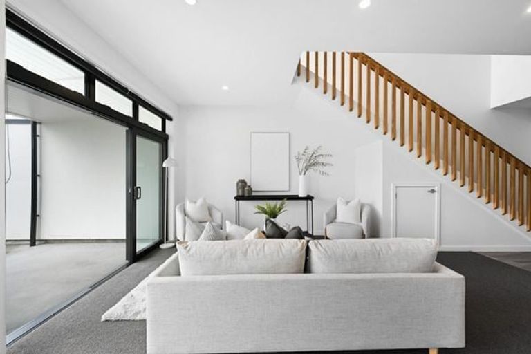 Photo of property in 5 Ruge Court, Cambridge, 3434