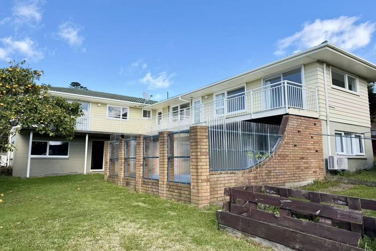 Photo of property in 32 Galaxy Drive, Mairangi Bay, Auckland, 0630