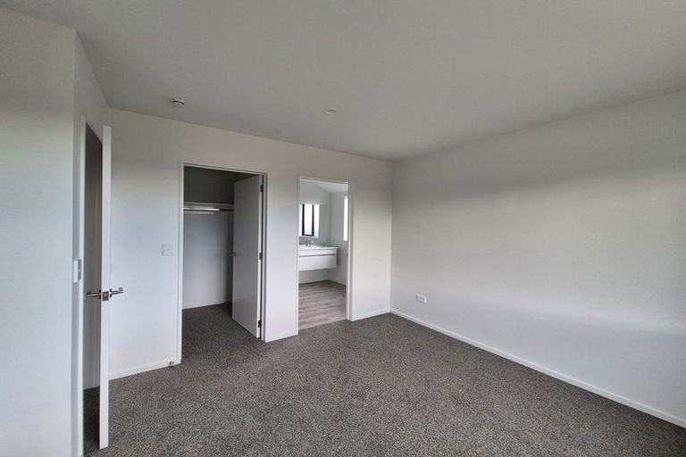 Photo of property in 35 Sanders Way, Rolleston, 7614