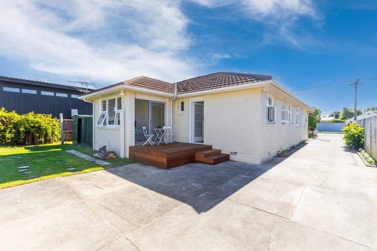 Photo of property in 40 Malta Crescent, South New Brighton, Christchurch, 8062