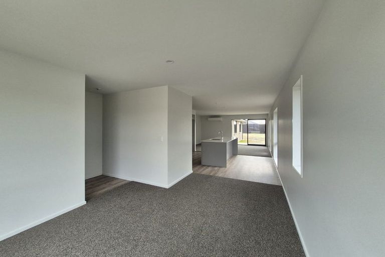 Photo of property in 35 Sanders Way, Rolleston, 7614