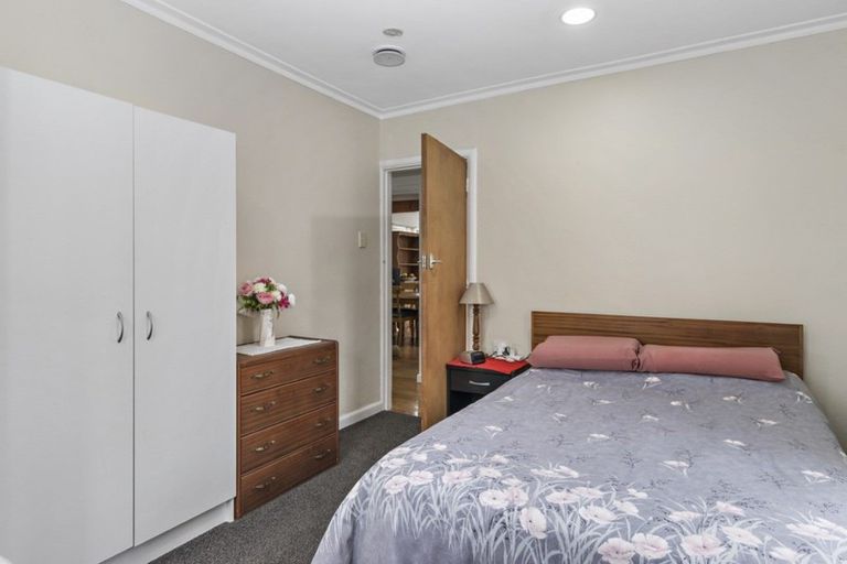 Photo of property in 1 Williams Place, Fairfield, Hamilton, 3214