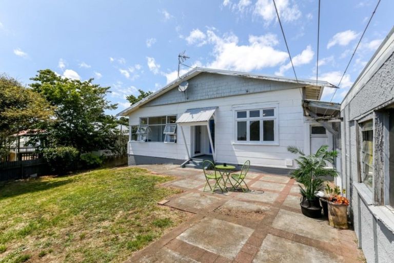 Photo of property in 544 Devon Street West, Blagdon, New Plymouth, 4310