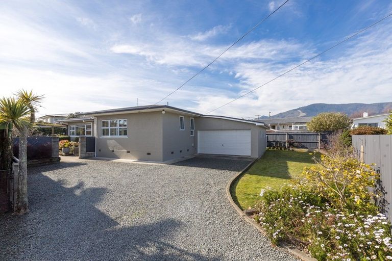 Photo of property in 99 Songer Street, Stoke, Nelson, 7011