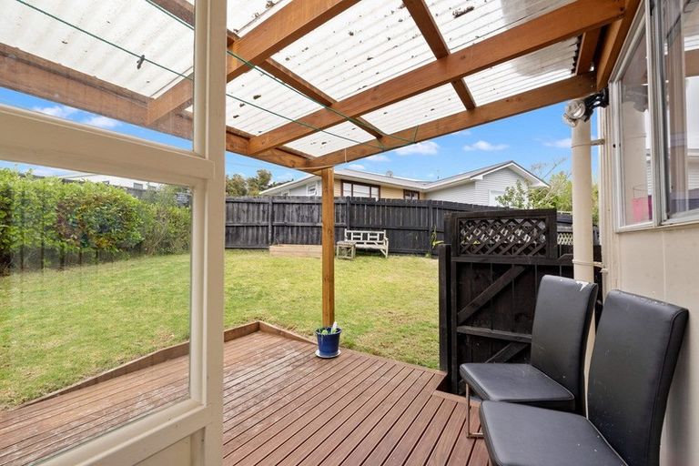 Photo of property in 1/29 Ludlow Terrace, Totara Vale, Auckland, 0627