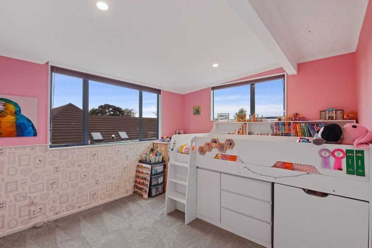 Photo of property in 24 Eders Road, Woodend, 7610