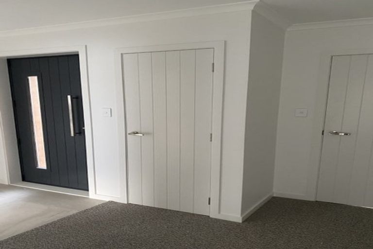 Photo of property in 2a Weber Place, Roslyn, Palmerston North, 4414