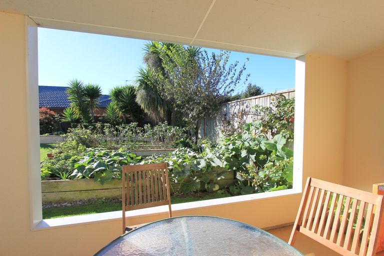 Photo of property in 20 Magnolia Drive, Springlands, Blenheim, 7201