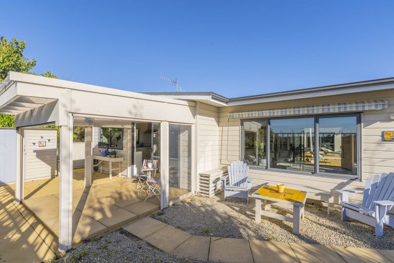 Photo of property in 20 Tui Road, Raumati Beach, Paraparaumu, 5032