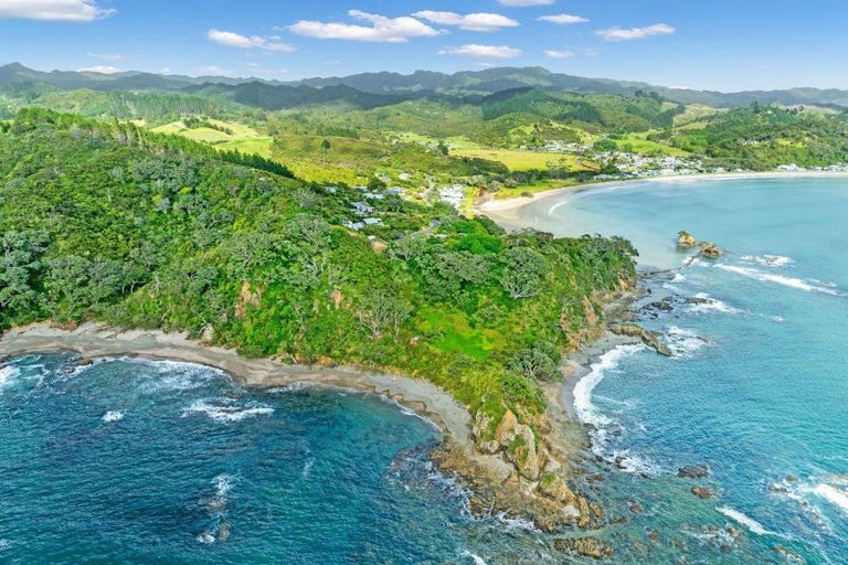 Photo of property in 124 Rapata Road, Oakura, Hikurangi, 0184