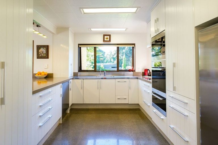 Photo of property in 37 Parkhill Road, Haumoana, 4180