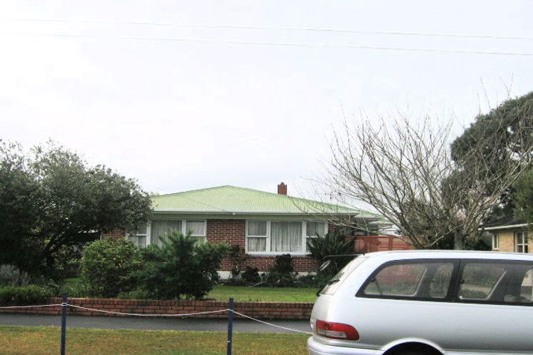 Photo of property in 10 Kingsley Street, St Andrews, Hamilton, 3200