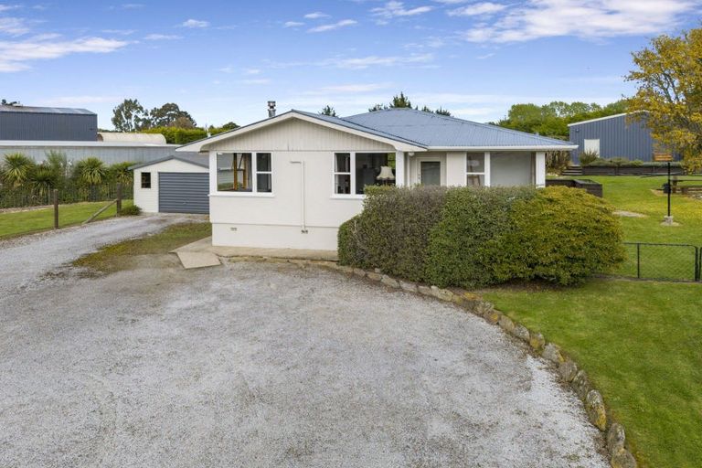 Photo of property in 127 Dunback Road, Palmerston, 9430