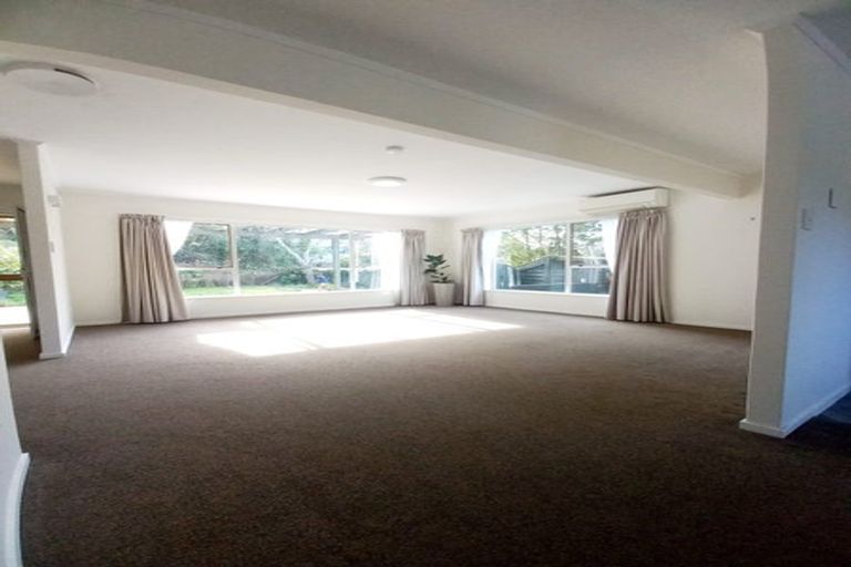 Photo of property in 36 Halswater Drive, Churton Park, Wellington, 6037