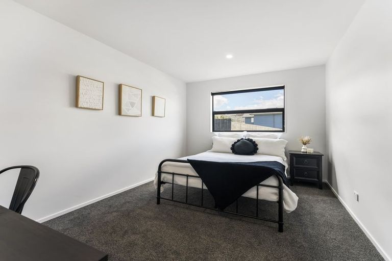 Photo of property in 28 Leathem Crescent, Pokeno, 2402