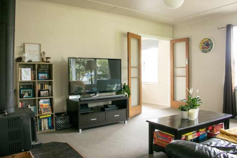 Photo of property in 151 College Street, Awapuni, Palmerston North, 4412