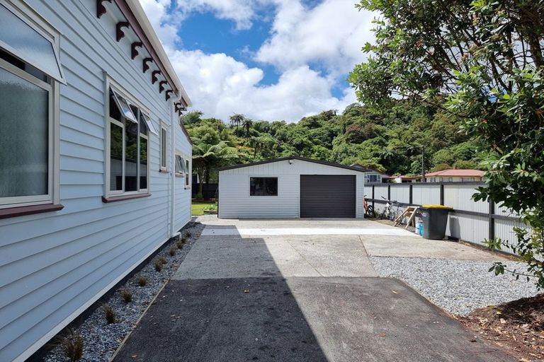 Photo of property in 81 Marsden Road, Greymouth, 7805